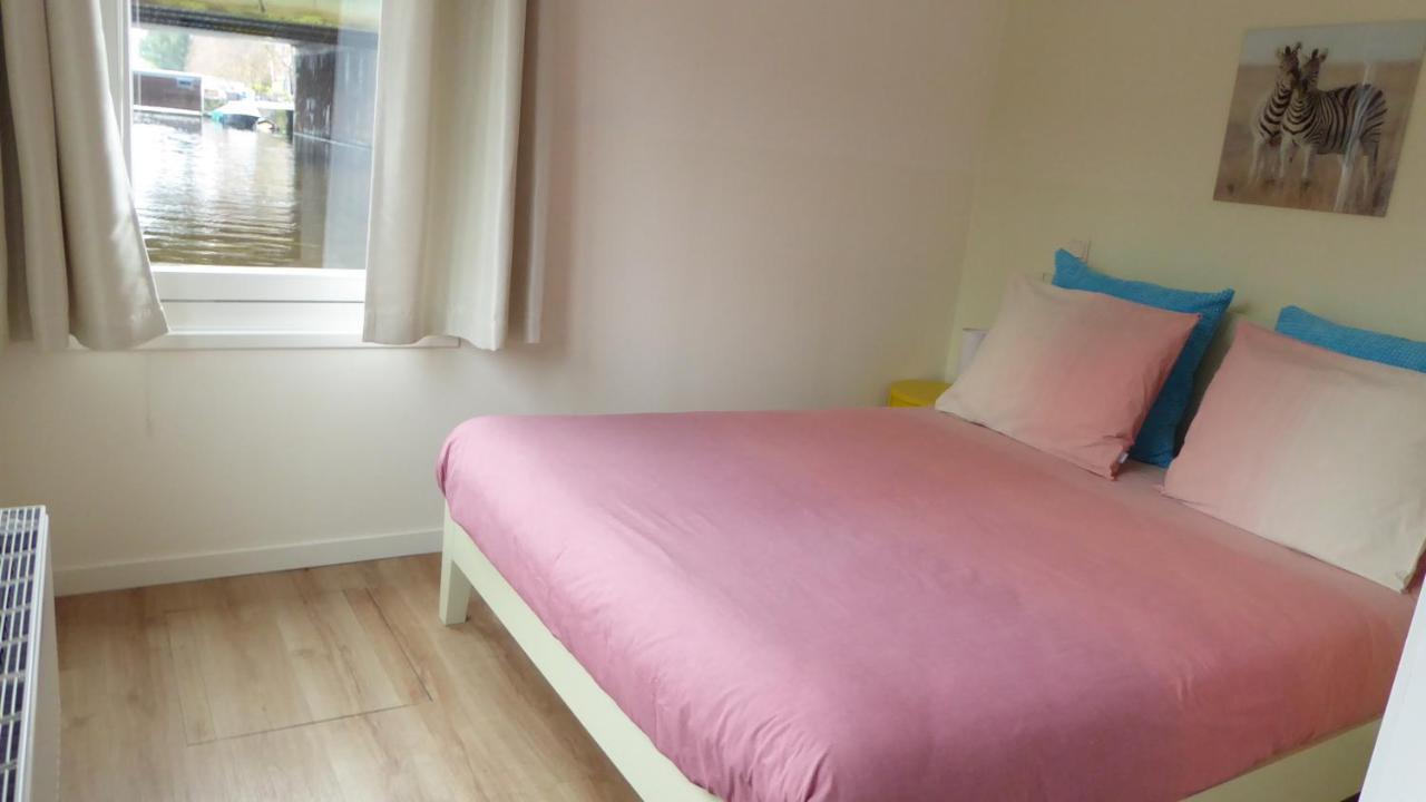 Apartament Houseboat In The Center, 5 Min Walk To Tropical Museum, Free Wifi! Amsterdam Zewnętrze zdjęcie